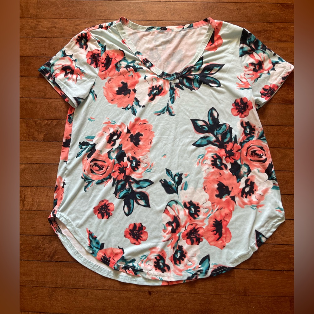 Short sleeve casual blouses and skirt bundle size XL - Picture 6 of 9
